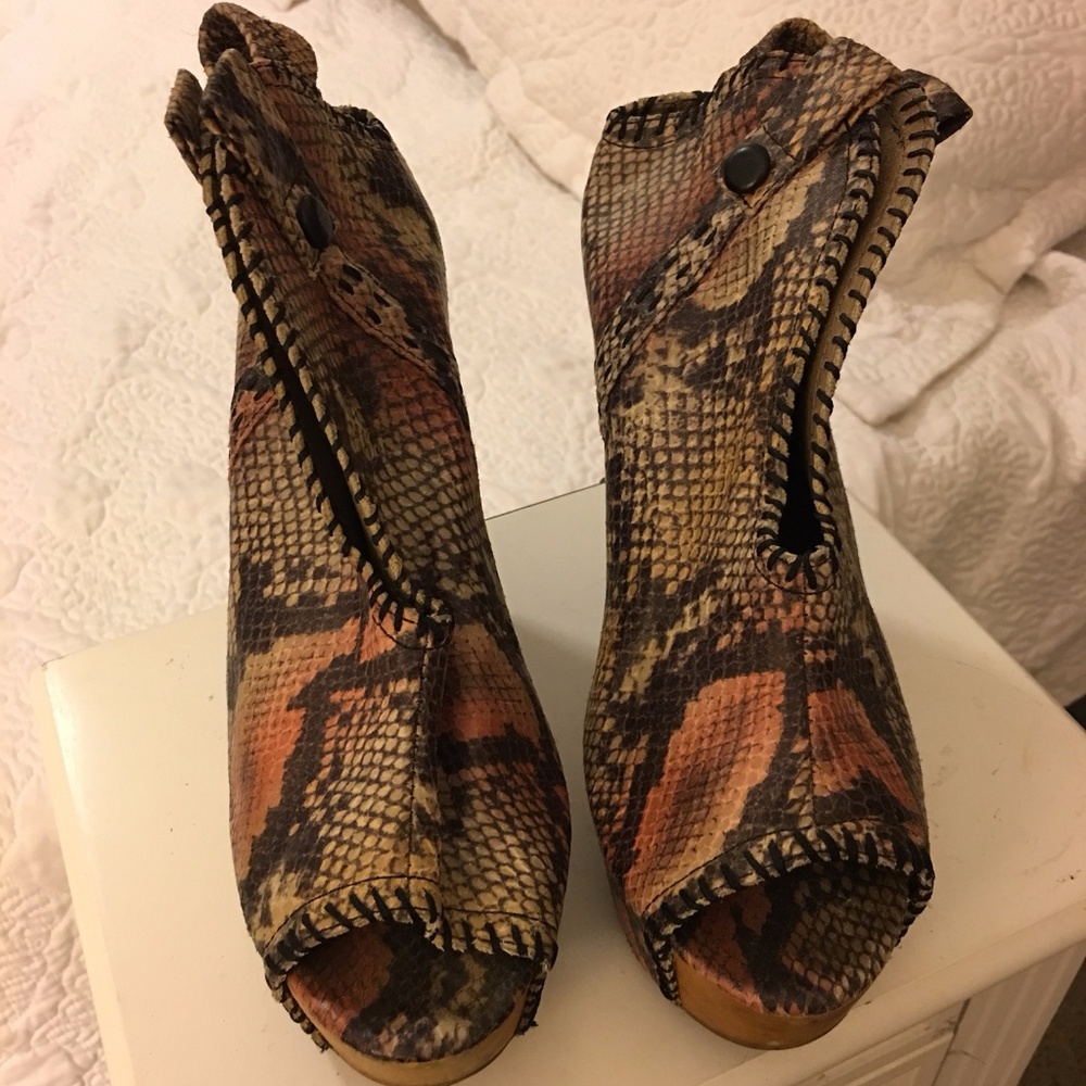 Jeffrey Campbell snakeskin wedge